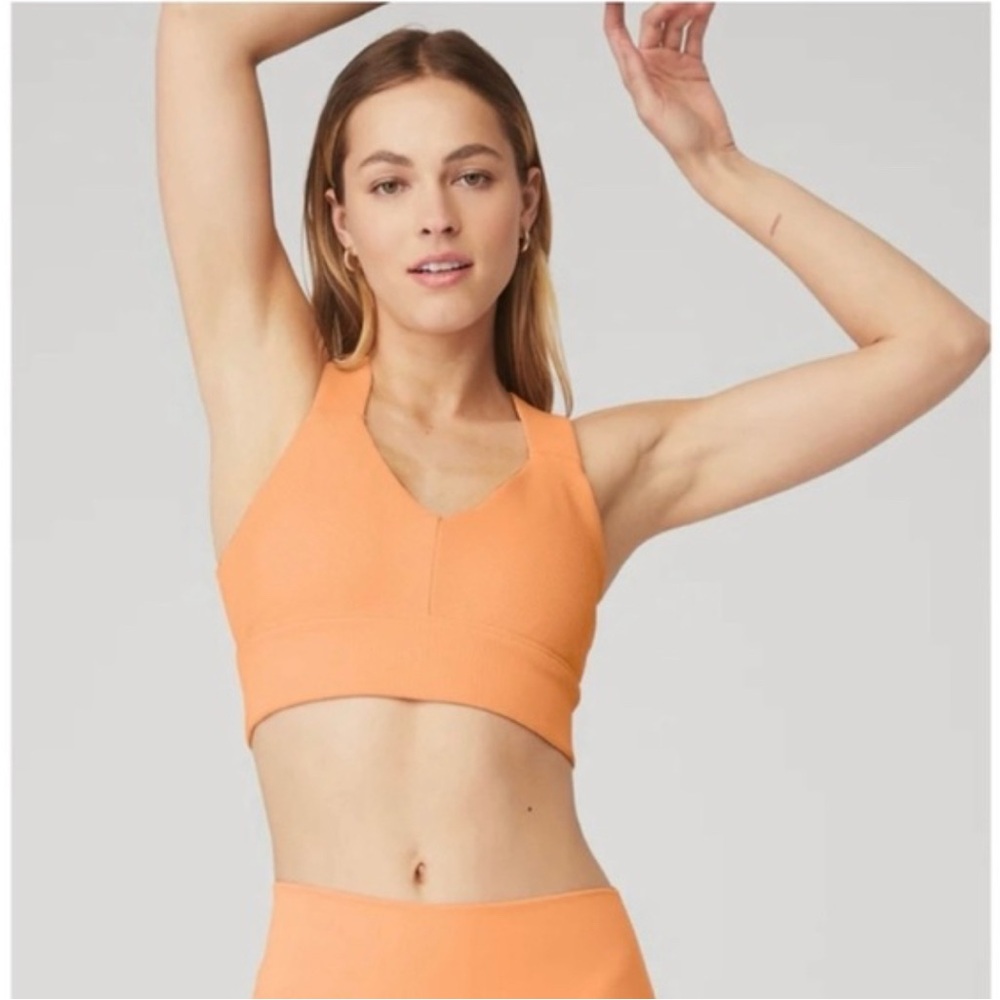 Alo Emulate Bra in Canteloupe